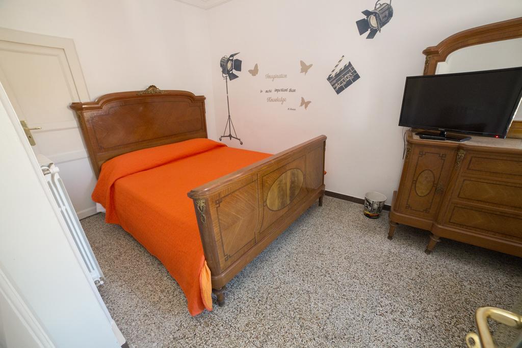Casa Alcala Deluxe Hotel Catania Room photo