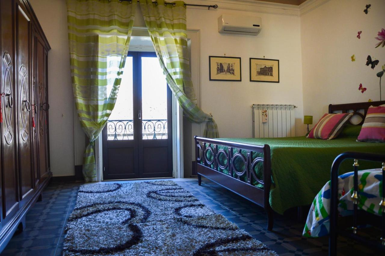 Casa Alcala Deluxe Hotel Catania Exterior photo